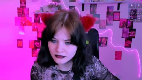 nikki_kiss_ online show from 05.15.26