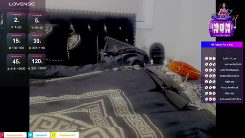 Niquita Sparkles online show from 04.17.26