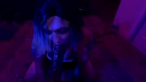 Nikki Neverland online show from 07.12.26
