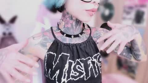 Snapshot of nikkiramone chatting on 02.19.26 Nikki Ramone online show from 02.19.26