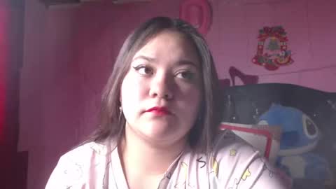 Snapshot of nikkirous_ chatting on 02.14.25 Nikkirous online show from 02.14.25
