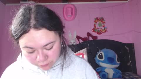 Snapshot of nikkirous_ chatting on 02.22.25 Nikkirous online show from 02.22.25