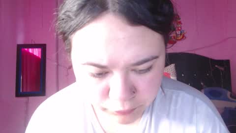 Snapshot of nikkirous_ chatting on 10.18.25 Nikkirous online show from 10.18.25