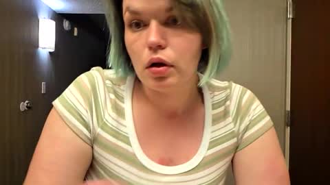 Snapshot of nikkithickumss chatting on 04.04.26 nikkithickumss online show from 04.04.26