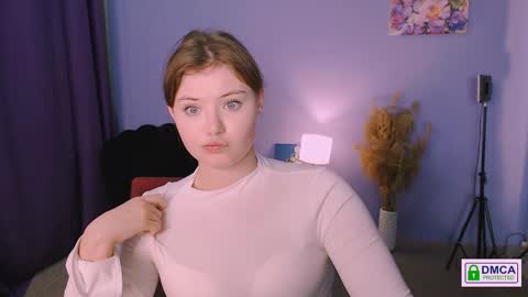 Snapshot of nikol_kitt chatting on 01.09.25 Little Niko  Help me reach my goals online show from 01.09.25
