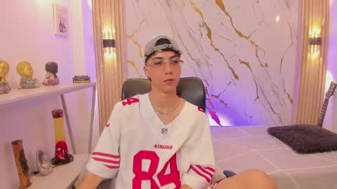    online show from 05.12.26