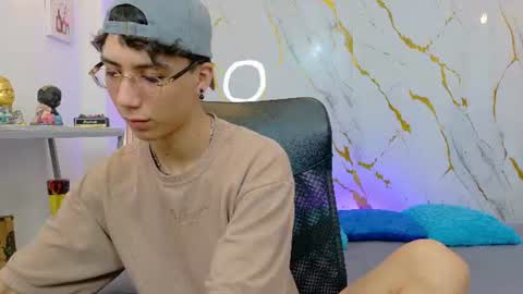    online show from 06.10.26