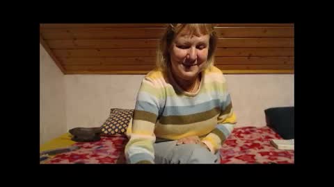 Nikole1 online show from 11.30.25