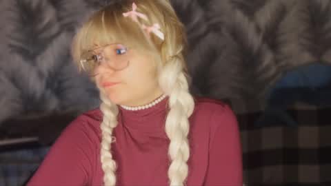 nikoli_naw online show from 05.04.26
