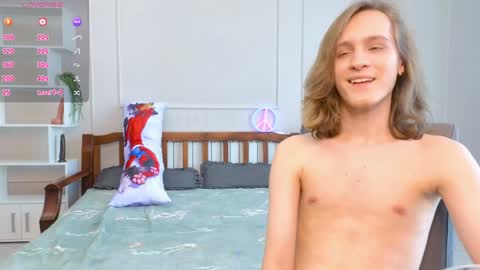 Snapshot of nikompell chatting on 12.28.24 niko online show from 12.28.24