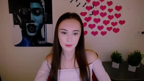 Snapshot of nikonara_ chatting on 12.19.24 nikonara_ online show from 12.19.24