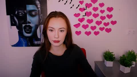 Snapshot of nikonara_ chatting on 01.10.25 nikonara_ online show from 01.10.25