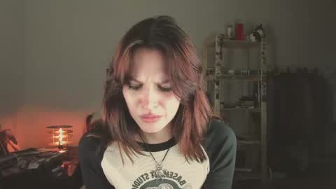 Snapshot of niky_jess chatting on 05.17.26 Veronica online show from 05.17.26