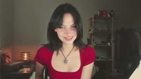 Snapshot of niky_jess chatting on 06.10.26 Veronica online show from 06.10.26