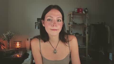 Snapshot of niky_jess chatting on 08.09.26 Veronica online show from 08.09.26