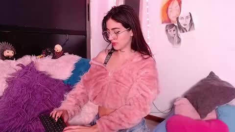 Niky A Stark online show from 12.15.24