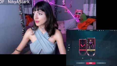 Snapshot of nikyastark chatting on 04.12.26 Niky A Stark online show from 04.12.26