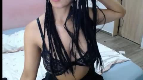 Snapshot of nila_kaia chatting on 07.14.26 nila online show from 07.14.26
