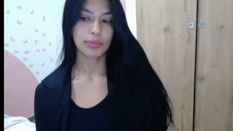 Snapshot of nila_kaia chatting on 07.15.26 nila online show from 07.15.26