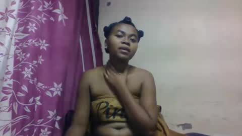 Snapshot of nilahmarie chatting on 09.15.25 nilah online show from 09.15.25