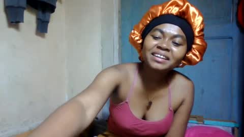 nilah online show from 07.25.26