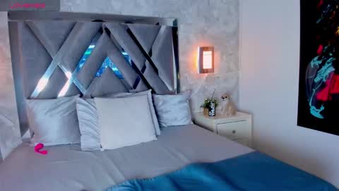 Nils online show from 11.14.25