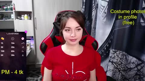 Snapshot of nimfeya chatting on 12.03.25 Nimfeya online show from 12.03.25