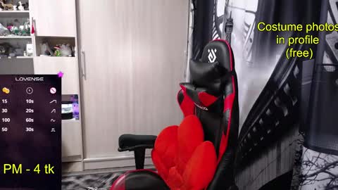 Snapshot of nimfeya chatting on 02.25.26 Nimfeya online show from 02.25.26