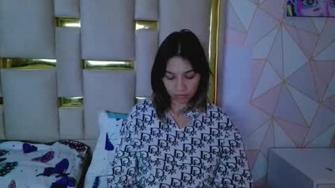 Nina Carther online show from 12.20.25