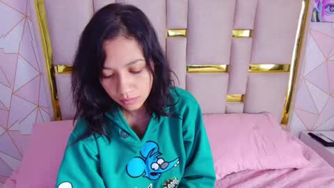 Nina Carther online show from 04.01.26