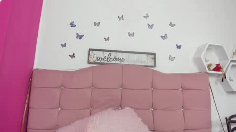 Snapshot of nina_cute06 chatting on 12.24.24 Nina online show from 12.24.24