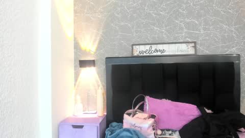 Snapshot of nina_cute06 chatting on 01.27.25 Nina online show from 01.27.25