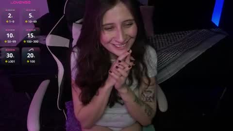 Snapshot of nina_daft chatting on 07.25.26 Nina online show from 07.25.26