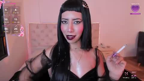 Nina Fox  online show from 06.16.26