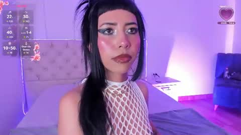 Nina Fox  online show from 06.27.26