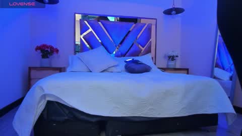 Nina myers online show from 01.18.26