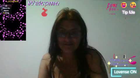 Snapshot of nina_petit chatting on 02.23.25 Nina online show from 02.23.25