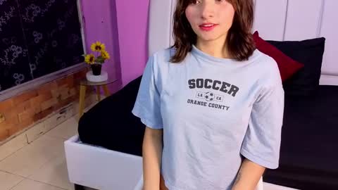 Snapshot of nina_sweetdoll chatting on 11.06.25 Nina online show from 11.06.25