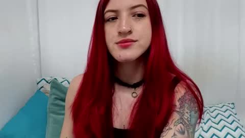 Snapshot of ninaa_fox chatting on 03.08.25 Ninaa fox online show from 03.08.25
