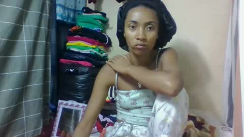 ninaeaa online show from 05.22.26