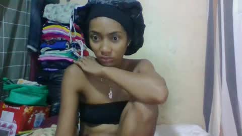 ninaeaa online show from 05.24.26