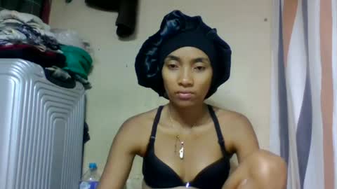 ninaeaa online show from 06.15.26