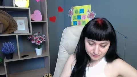 ninaflawlees online show from 05.22.26