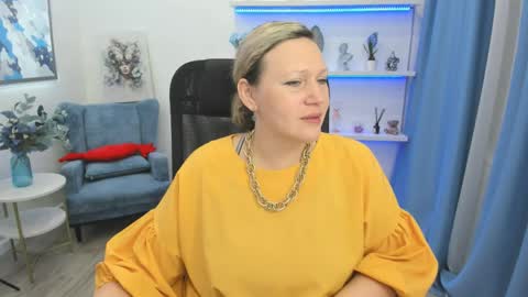 ninastarle online show from 04.08.26