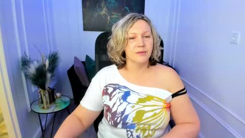 ninastarle online show from 05.20.26