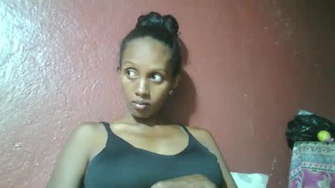 Snapshot of ninie246746 chatting on 03.10.25 ninie246746 online show from 03.10.25