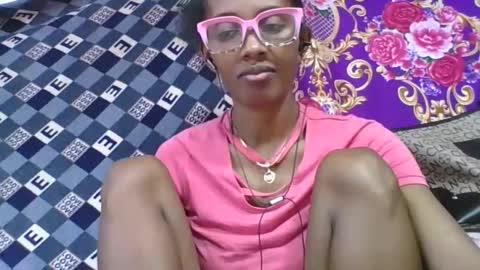 ninie246746 online show from 04.21.26