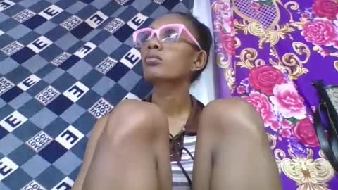 ninie246746 online show from 04.23.26