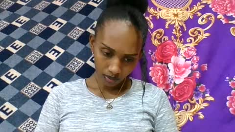 ninie246746 online show from 07.11.26