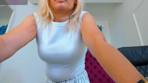 nina dee online show from 07.01.26
